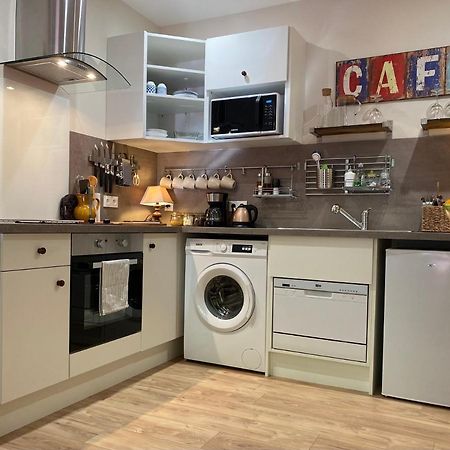 Fantastic Ground Floor Apartment Opposite Thermes Bagneres-de-Luchon Luaran gambar