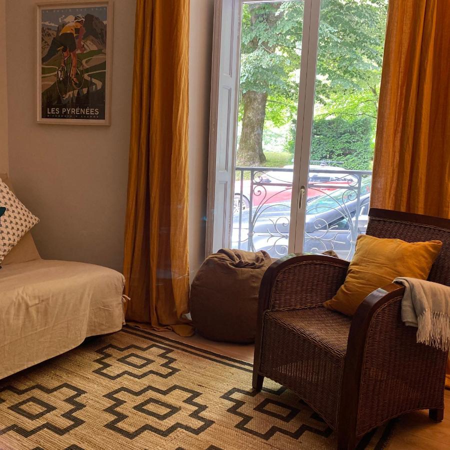 Fantastic Ground Floor Apartment Opposite Thermes Bagneres-de-Luchon Luaran gambar